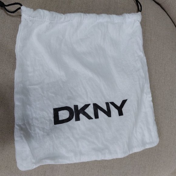 DKNY White Dust Cover Bag - Picture 1 of 4